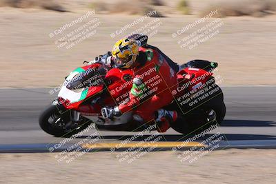 media/Dec-10-2023-SoCal Trackdays (Sun) [[0ce70f5433]]/Turn 9 Inside Set 2 (1115am)/